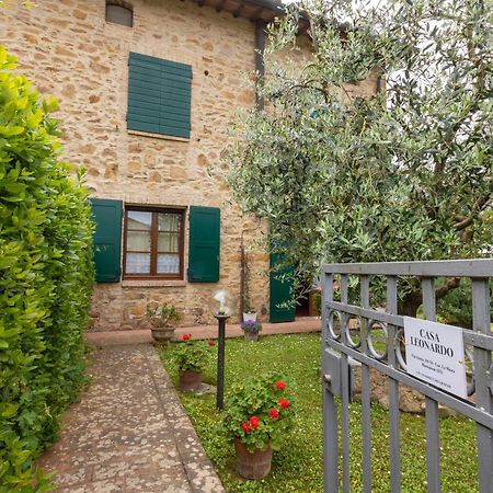 Casa Leonardo, Montaione, Mura Exterior photo