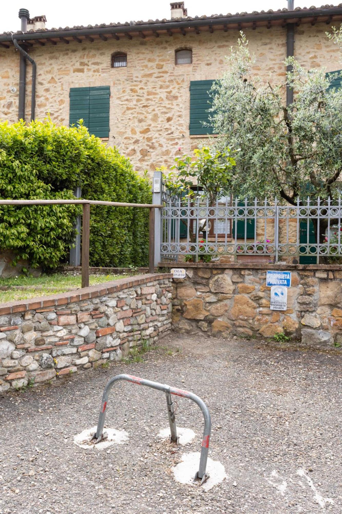 Casa Leonardo, Montaione, Mura Exterior photo